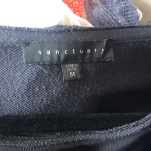 Navy camo long sleeve w cold shoulder